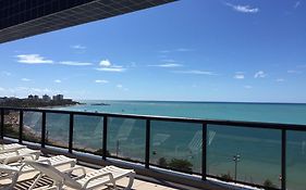 NA BEIRA MAR DE PAJUCARA - EDIFICIO NEO 2 - TEM VARANDA - VISTA LATERAL DO MAR- APARTAMENTO COM 02 QUARTOS - AVENIDA DOUTOR ANTONIO GOUVEIA 1081- CONSUMO ELETRICO É PAGO No CKECK-OUT 1KWH É 1,35 REIAS